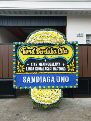 Papan Bunga Duka di Pingit